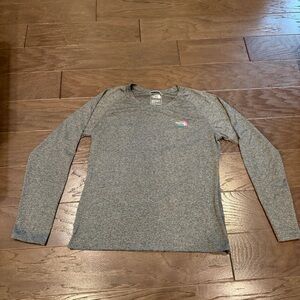 The North Face Women’s Long Sleeve Reaxion Performance Tee Heather Gray M
